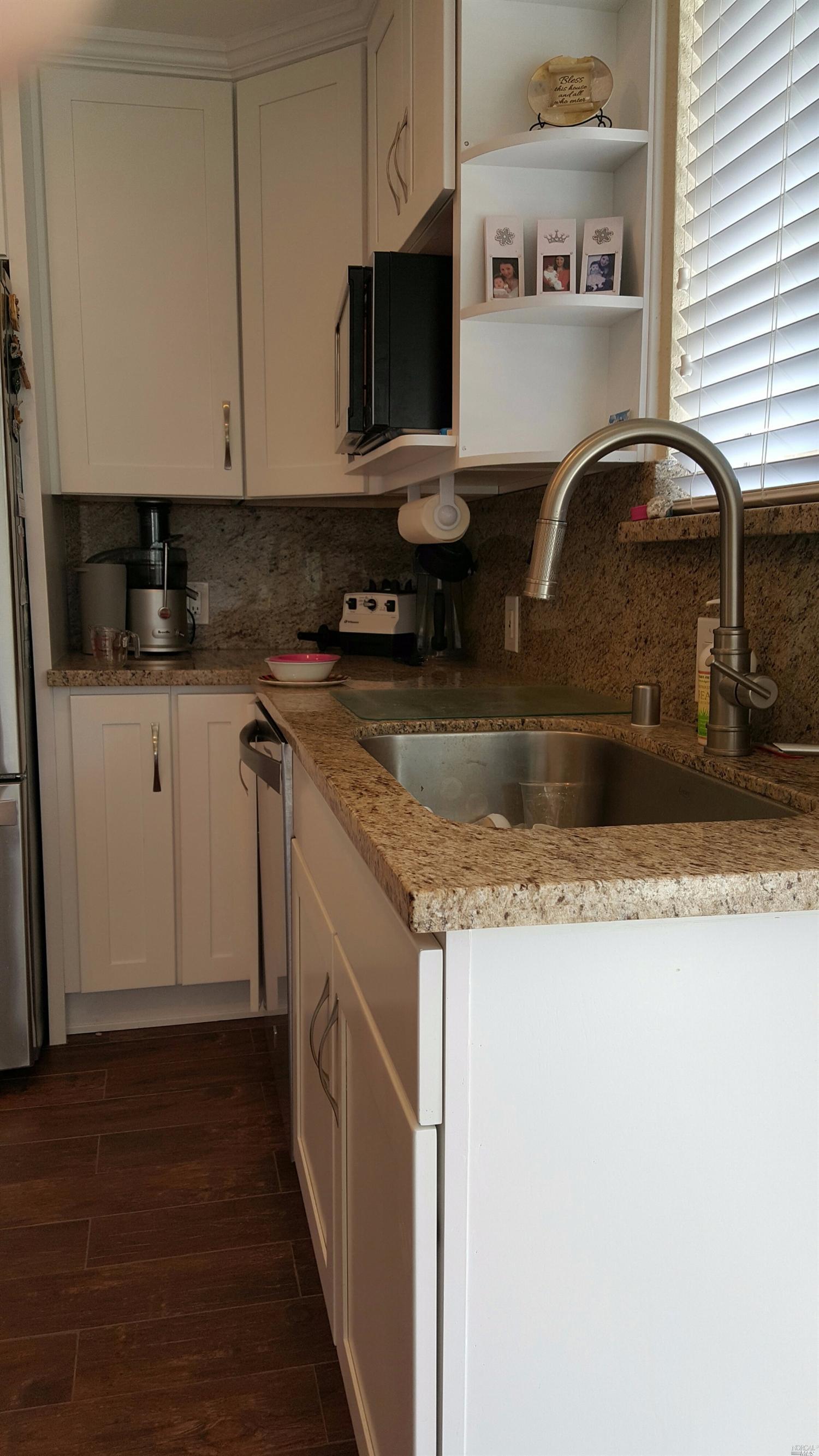 154 Luna Dr, Vallejo, CA 94591 photo 3