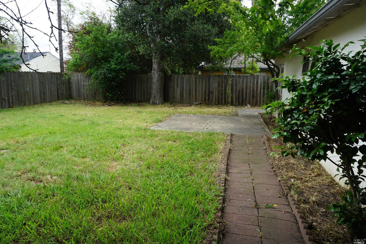 1008 Castlewood Dr, Vallejo, CA 94591 photo 11