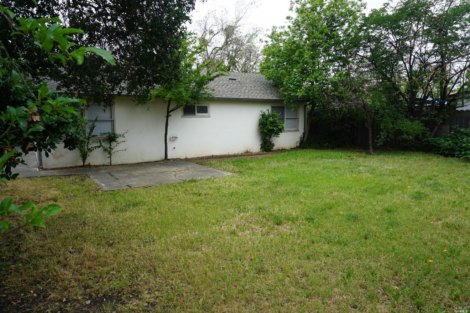1008 Castlewood Dr, Vallejo, CA 94591 photo 13