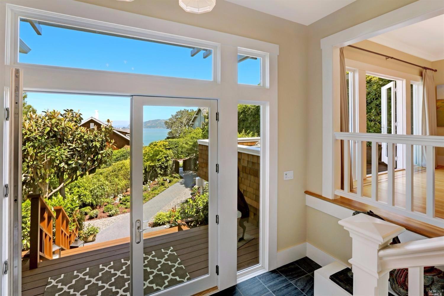 35 Miller Ave, Sausalito, CA 94965 photo 4