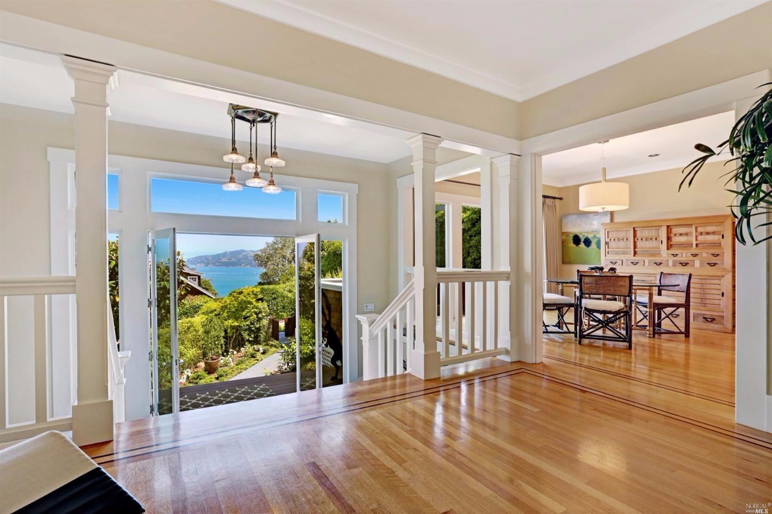 35 Miller Ave, Sausalito, CA 94965 photo 2