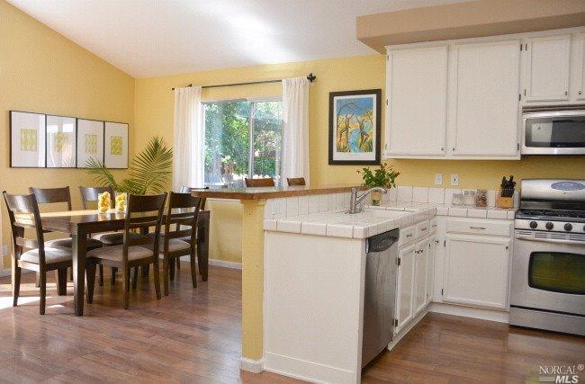2033 Devonshire Dr, Napa, CA 94558 photo 8