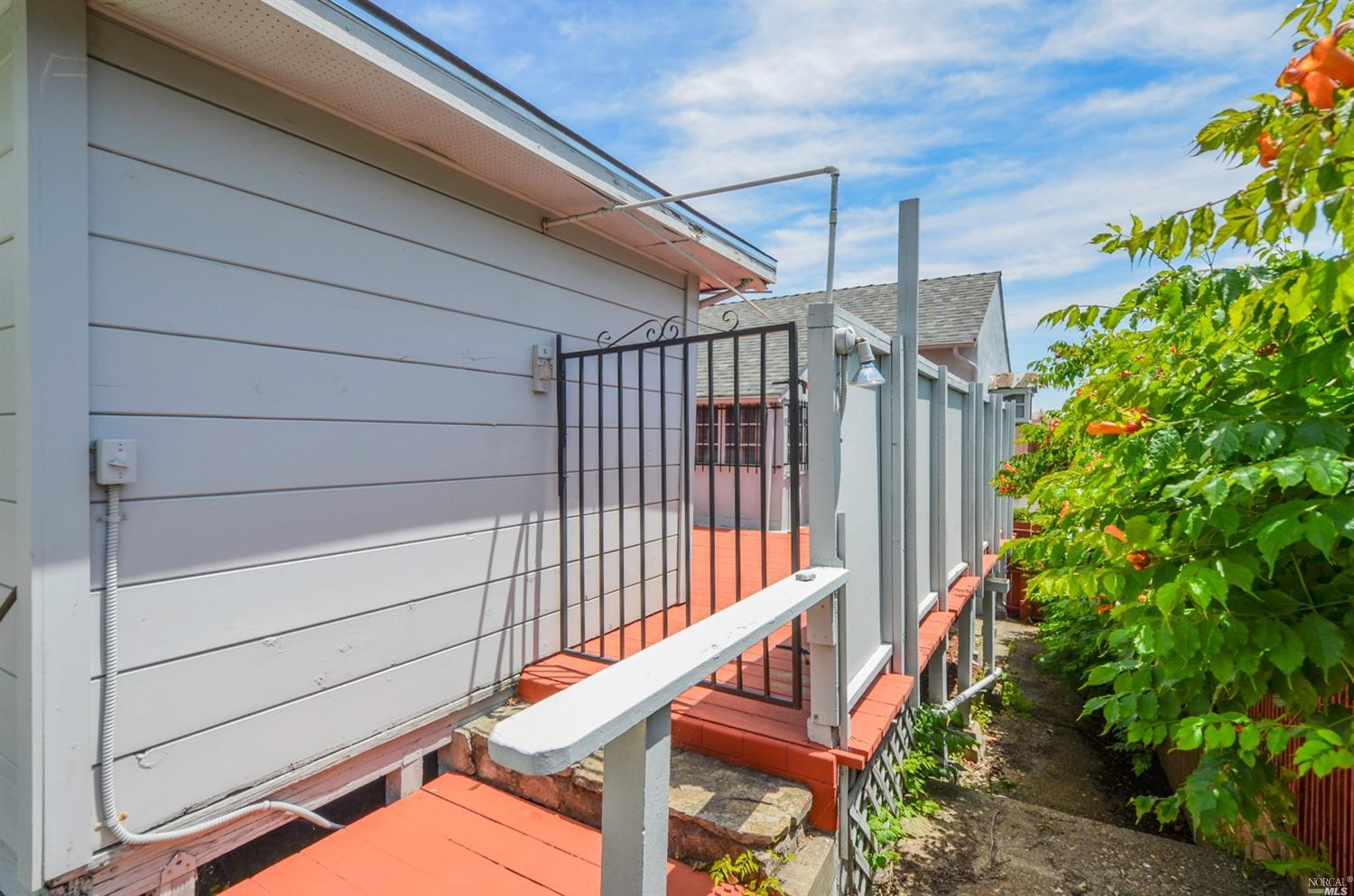 18 La Vuelta St, Vallejo, CA 94590 photo 44