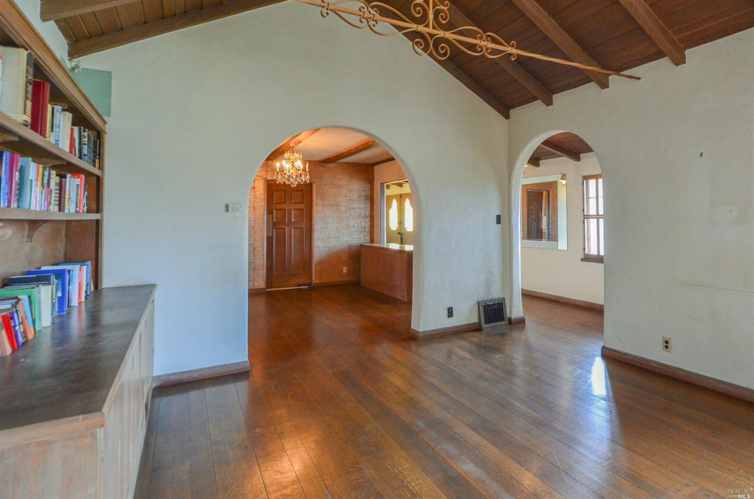18 La Vuelta St, Vallejo, CA 94590 photo 17