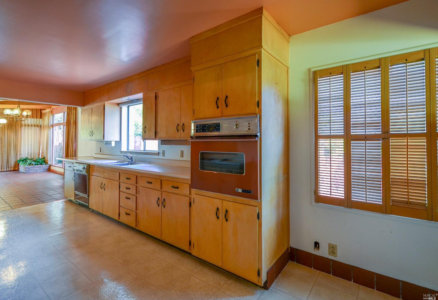 18 La Vuelta St, Vallejo, CA 94590 photo 18