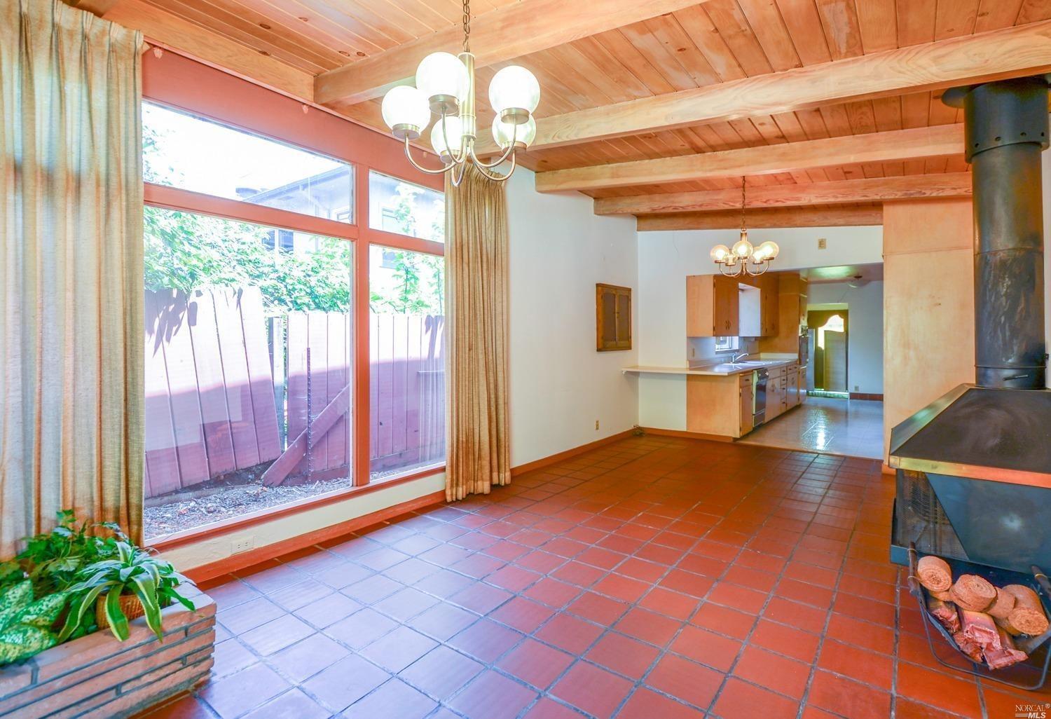 18 La Vuelta St, Vallejo, CA 94590 photo 21