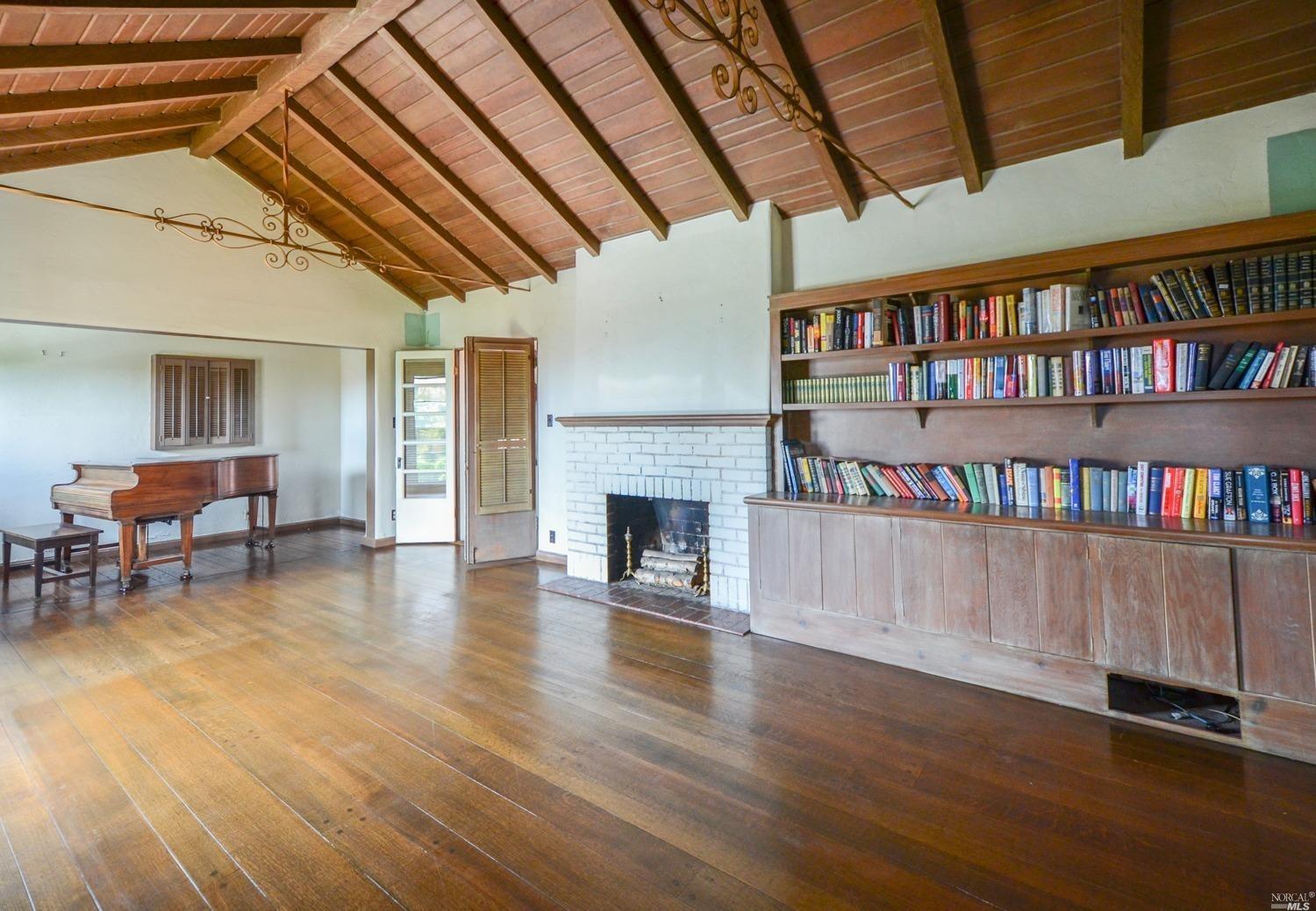 18 La Vuelta St, Vallejo, CA 94590 photo 11