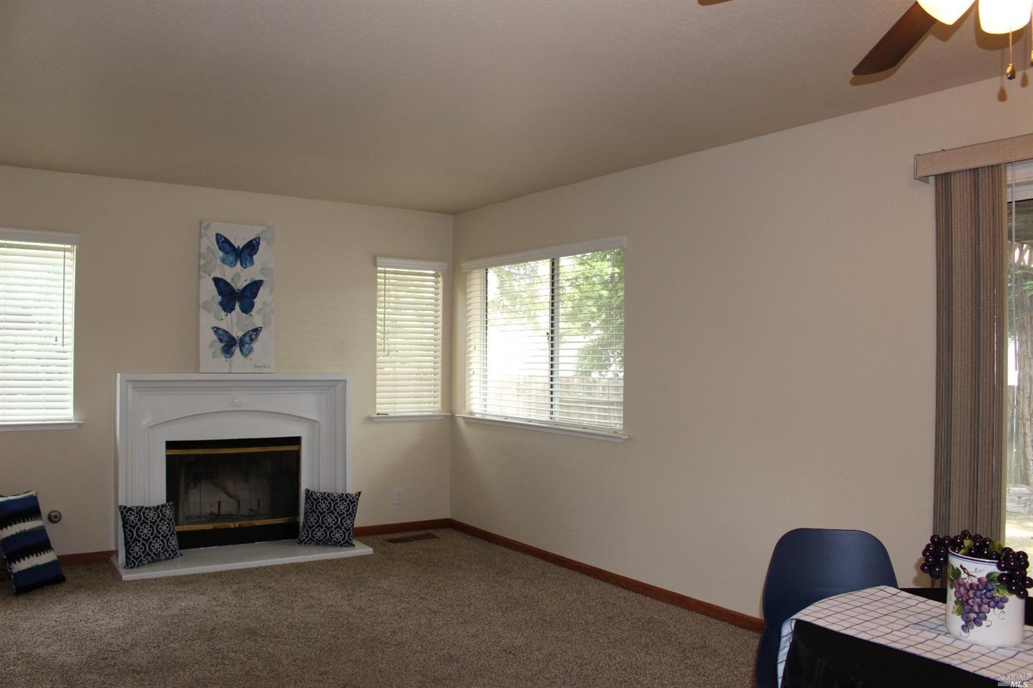 642 Eagle River Ct, Vacaville, CA 95688 photo 6