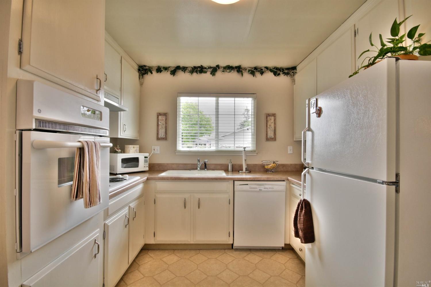 6630 Hemlock St, Dublin, CA 94568 photo 10