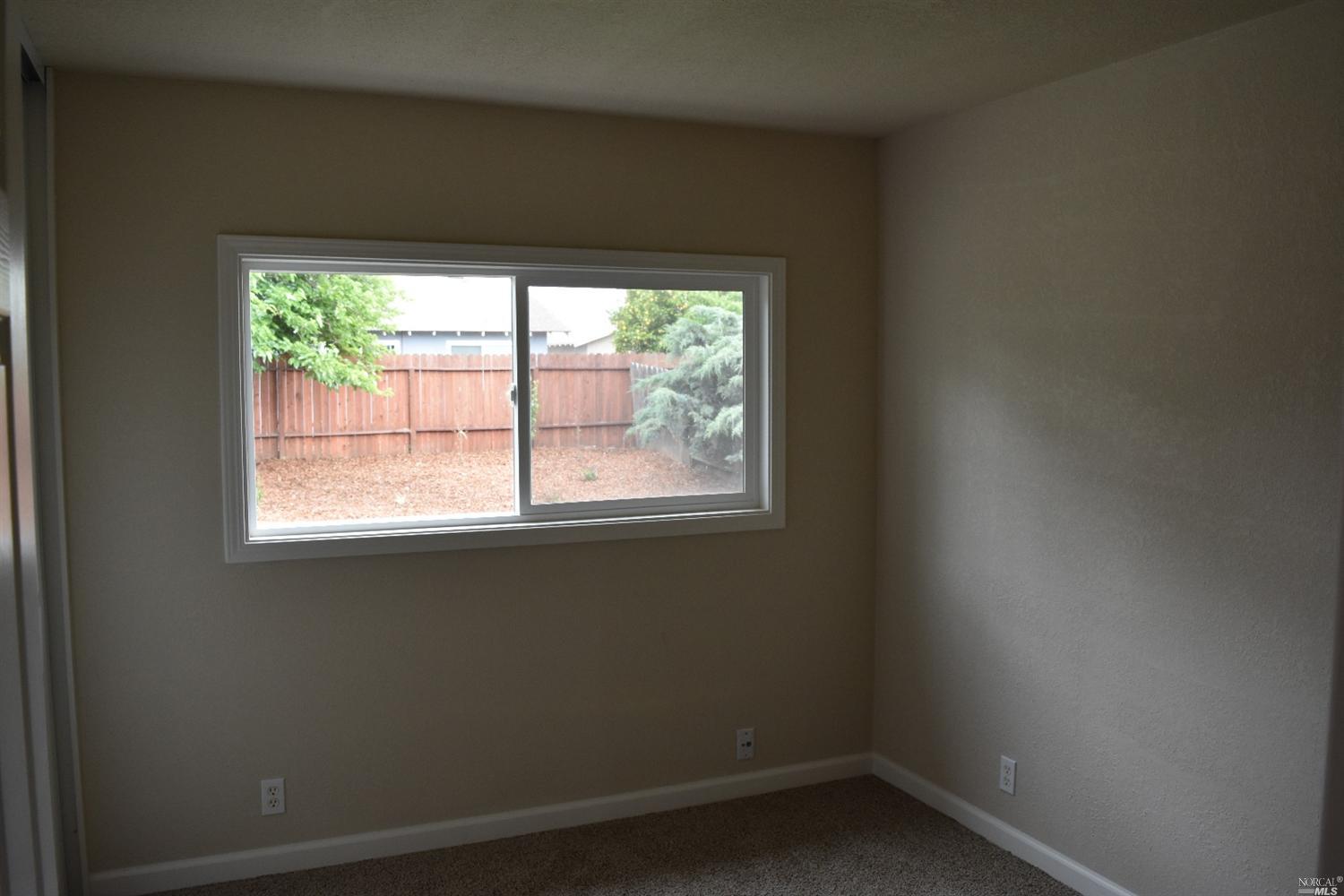 1055 Mockingbird Ct, Fairfield, CA 94533 photo 8
