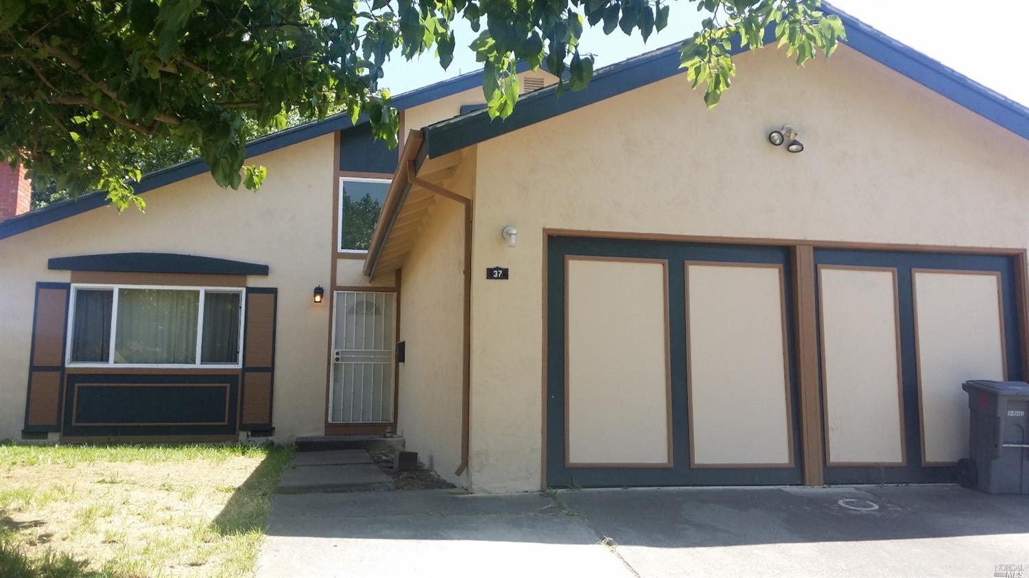 37 Rinaldo Dr, Vallejo, CA 94589 photo 2