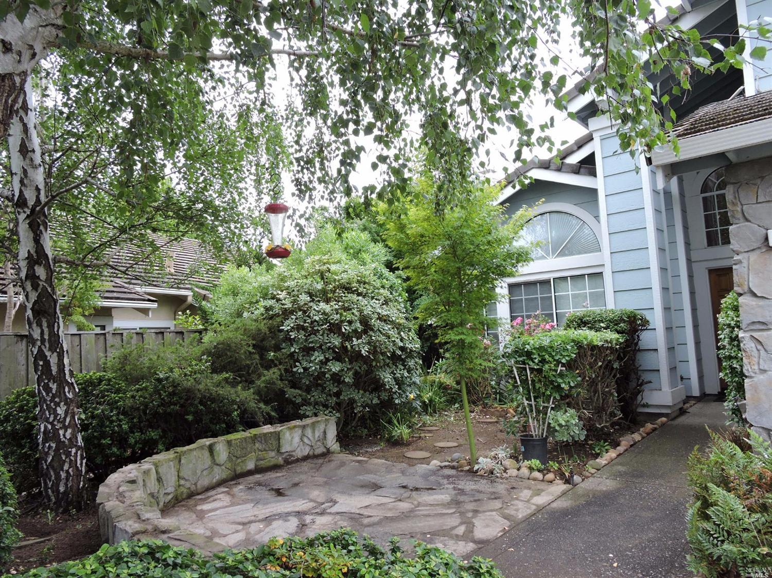 296 Devonshire Ct, Vallejo, CA 94591 photo 3