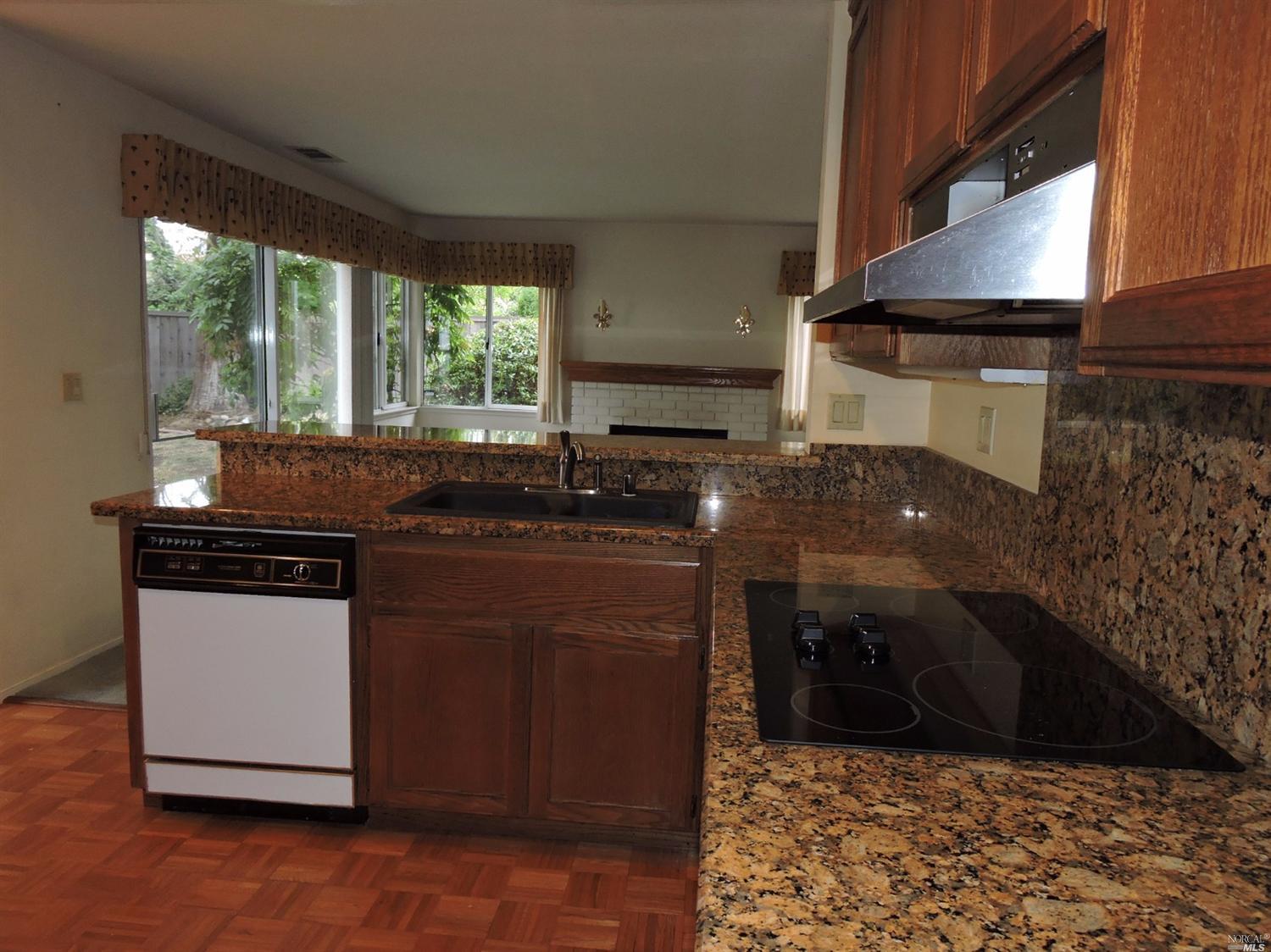 296 Devonshire Ct, Vallejo, CA 94591 photo 9