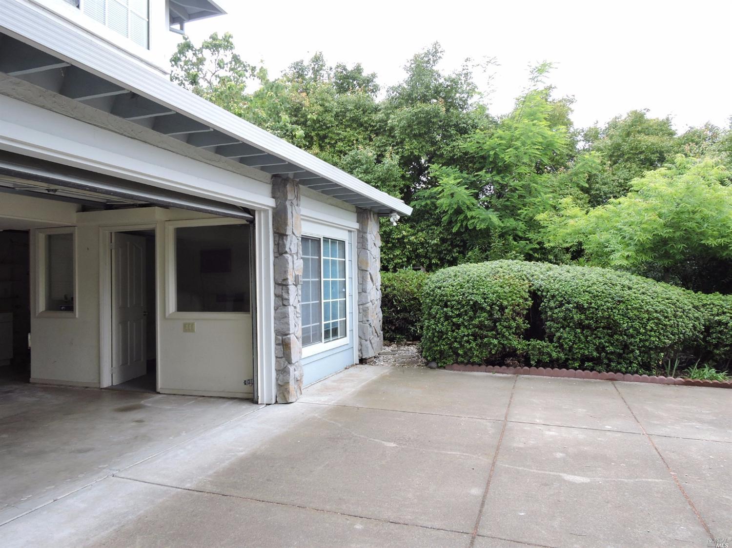 296 Devonshire Ct, Vallejo, CA 94591 photo 28