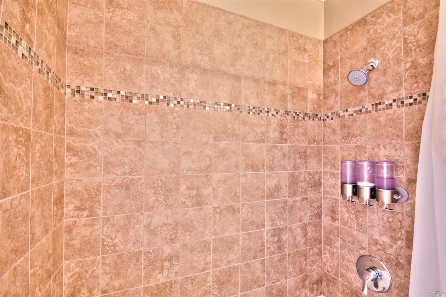 2529 Alameda St, Vallejo, CA 94590 photo 16