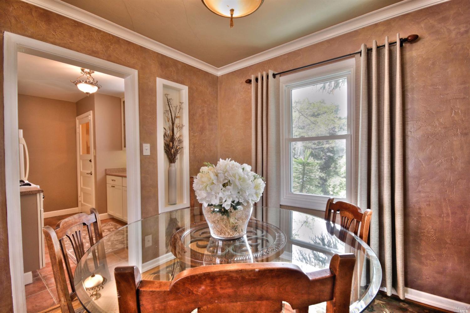 2529 Alameda St, Vallejo, CA 94590 photo 8