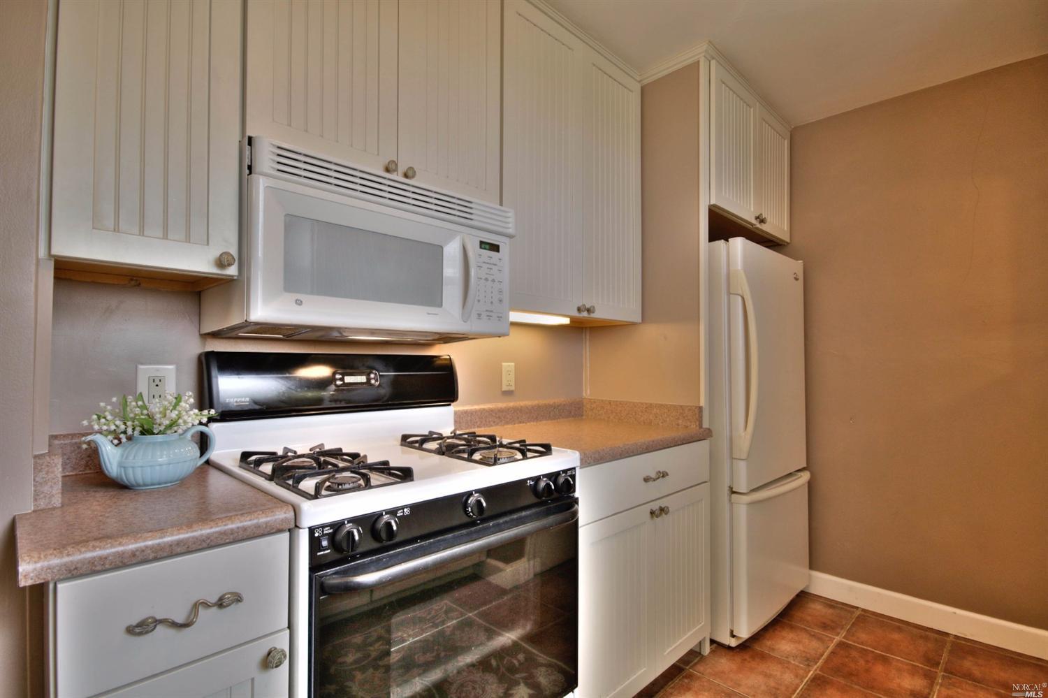 2529 Alameda St, Vallejo, CA 94590 photo 11