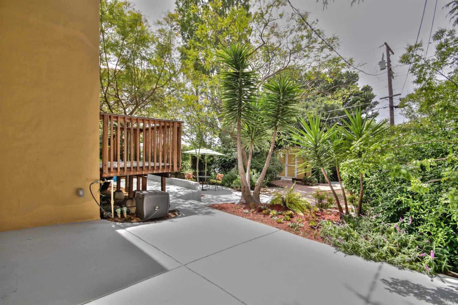 2529 Alameda St, Vallejo, CA 94590 photo 27