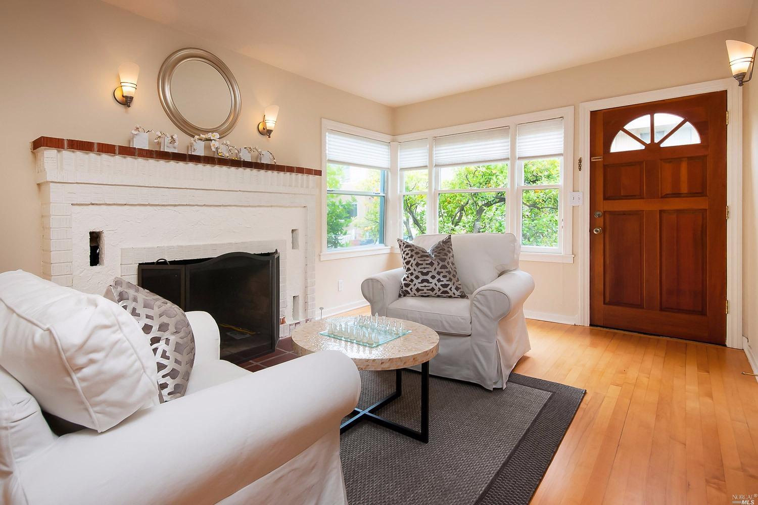 24 Willow Ave, Fairfax, CA 94930 photo 3