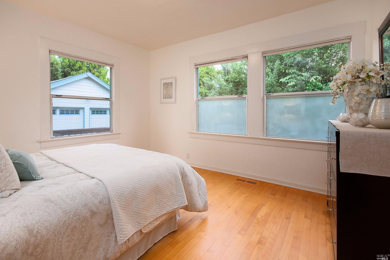 24 Willow Ave, Fairfax, CA 94930 photo 13