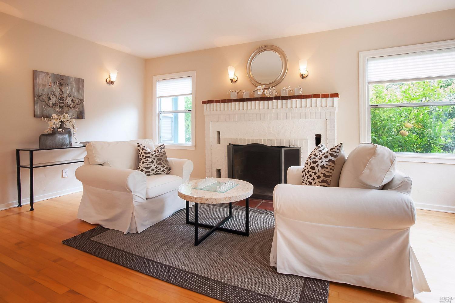 24 Willow Ave, Fairfax, CA 94930 photo 4