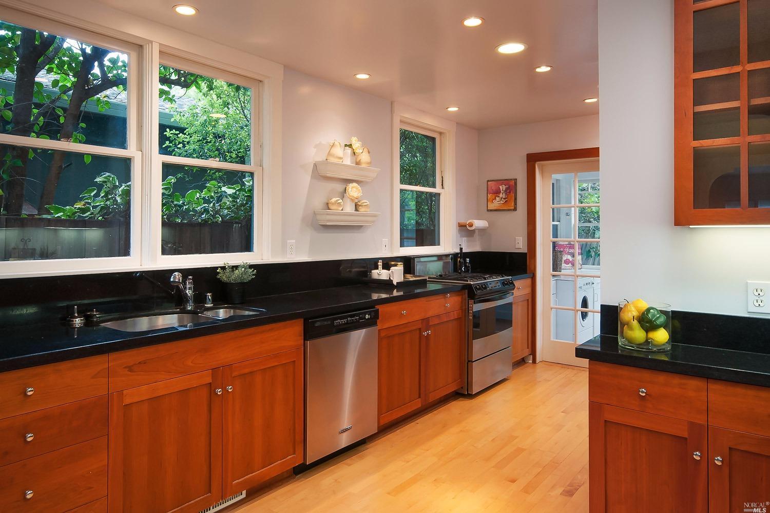 24 Willow Ave, Fairfax, CA 94930 photo 10