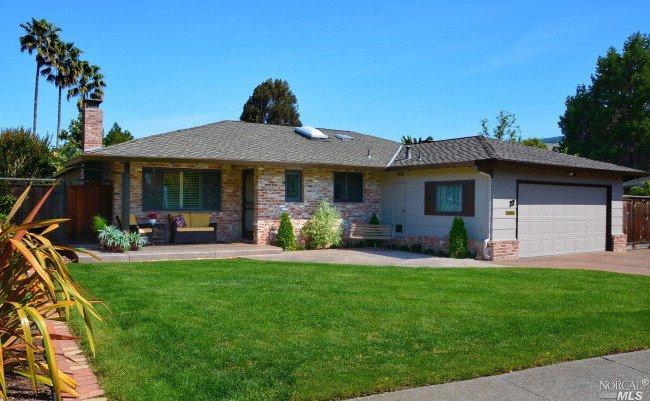 22 Devonshire Dr, Novato, CA 94947 photo 2