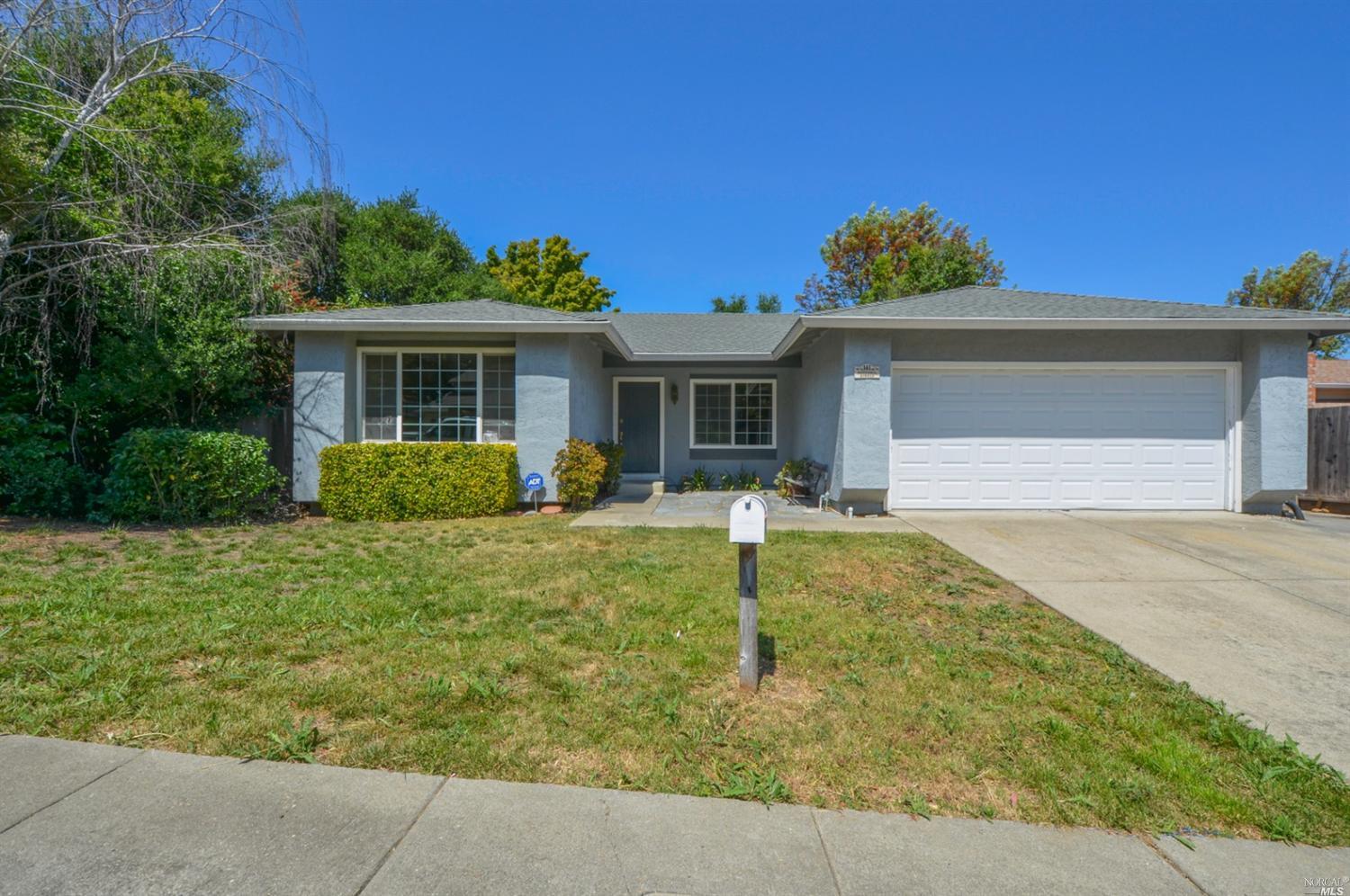 141 Daffodil Cir, Vallejo, CA 94591 photo 1