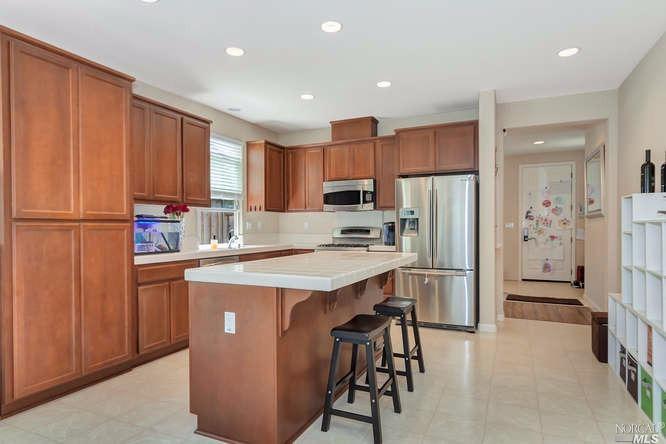 7292 Abbey Dr, Vallejo, CA 94591 photo 4
