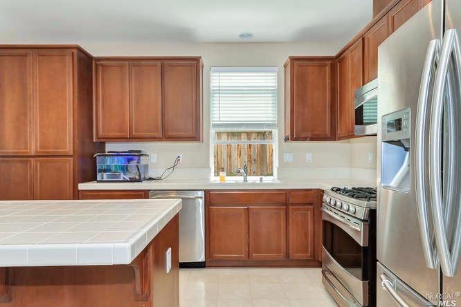 7292 Abbey Dr, Vallejo, CA 94591 photo 5