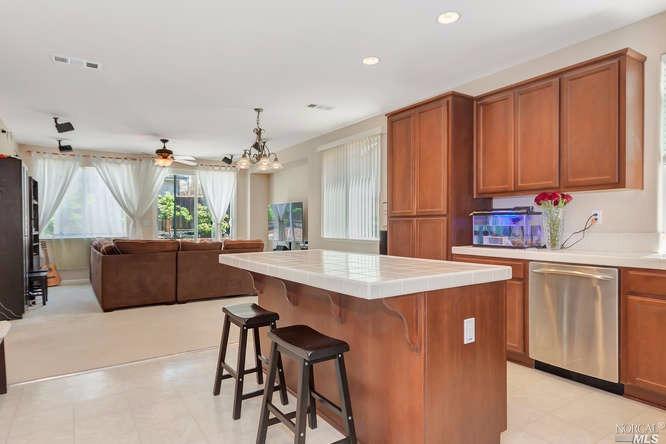 7292 Abbey Dr, Vallejo, CA 94591 photo 3