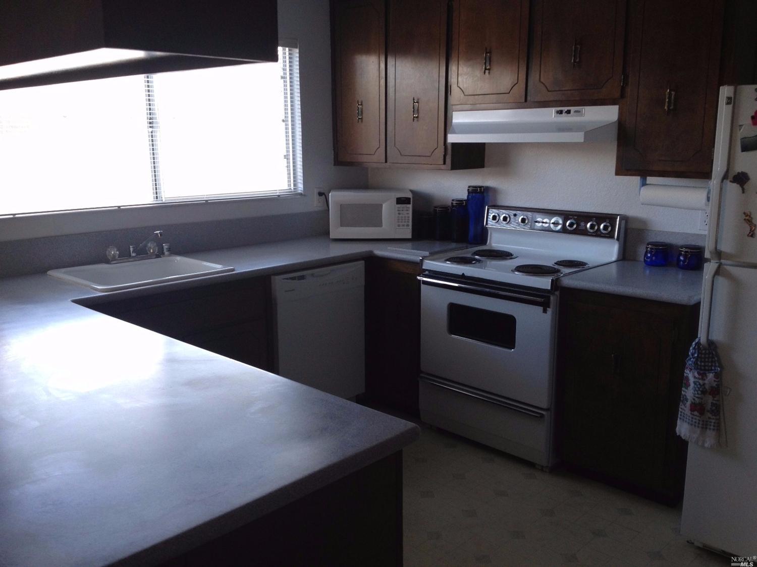 171 Rutherford Dr, Vacaville, CA 95687 photo 5