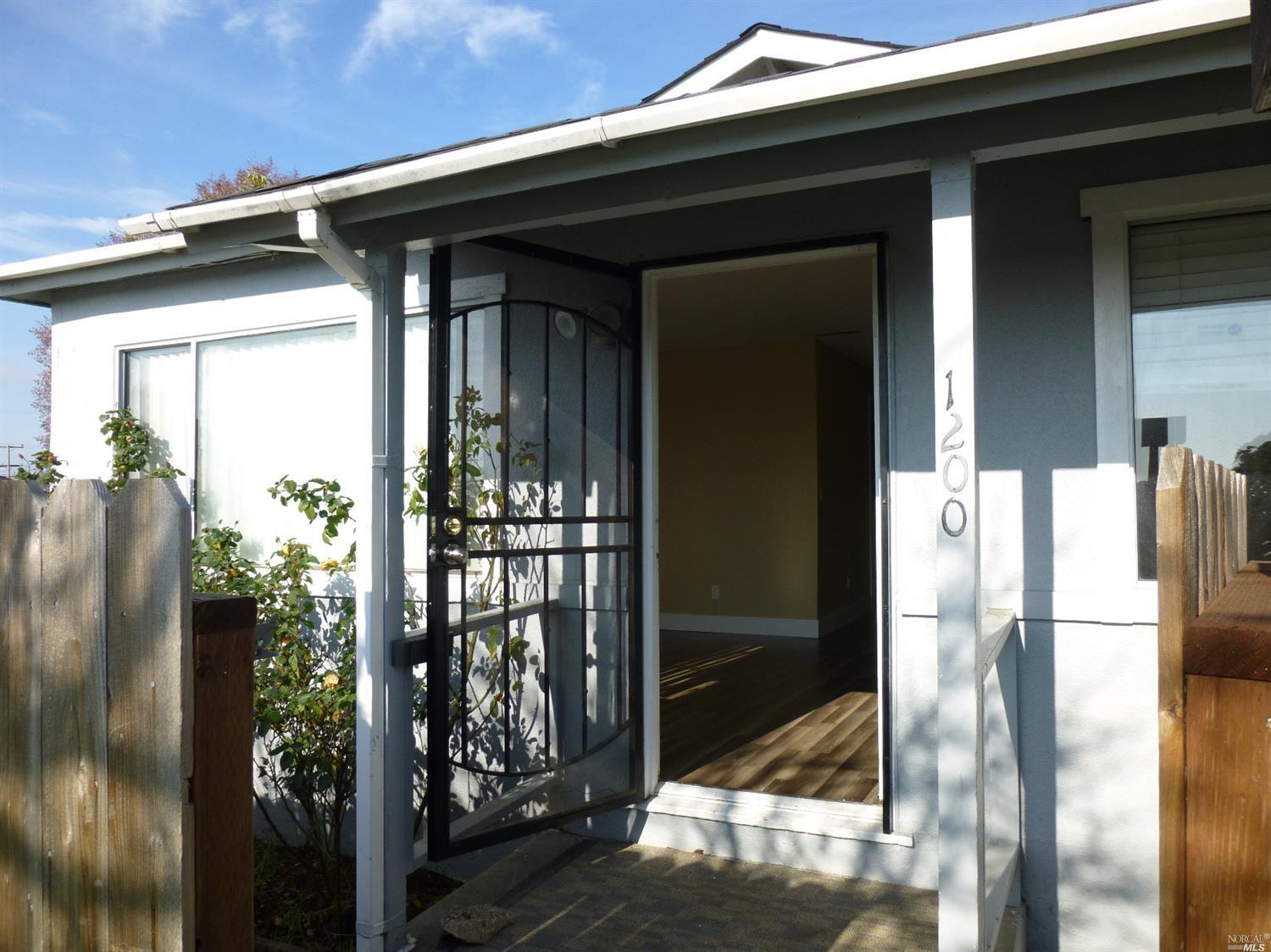 1200 Gateway Dr, Vallejo, CA 94589 photo 3