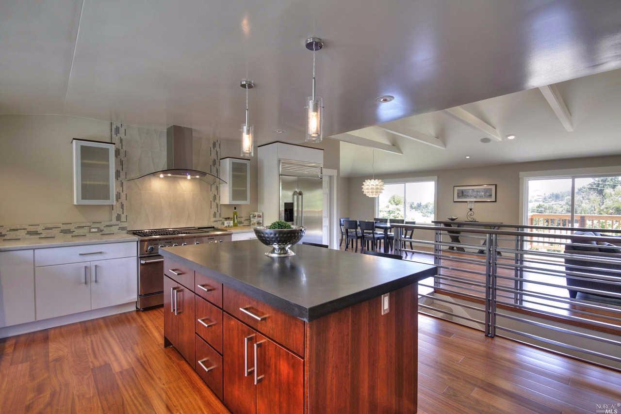 108 Barn Rd, Tiburon, CA 94920 photo 2