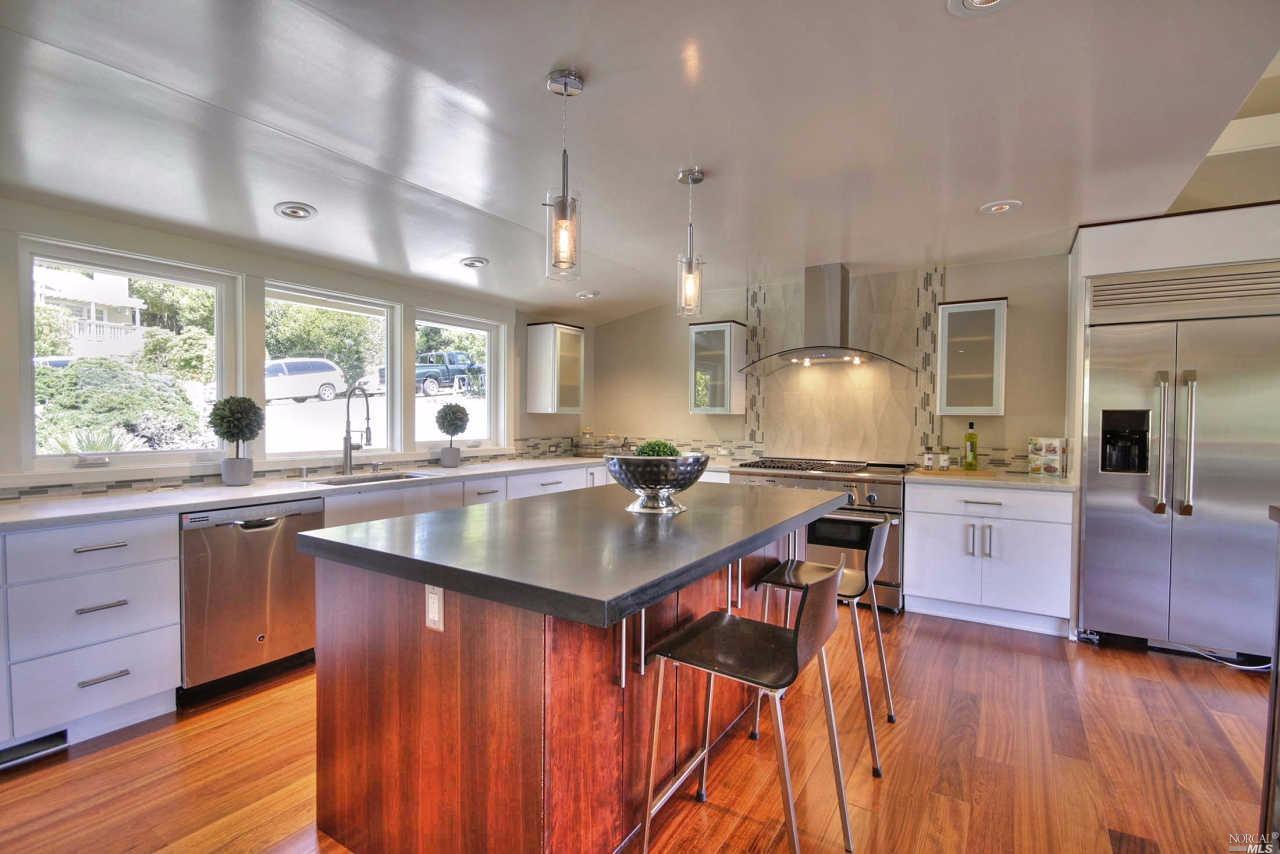 108 Barn Rd, Tiburon, CA 94920 photo 3