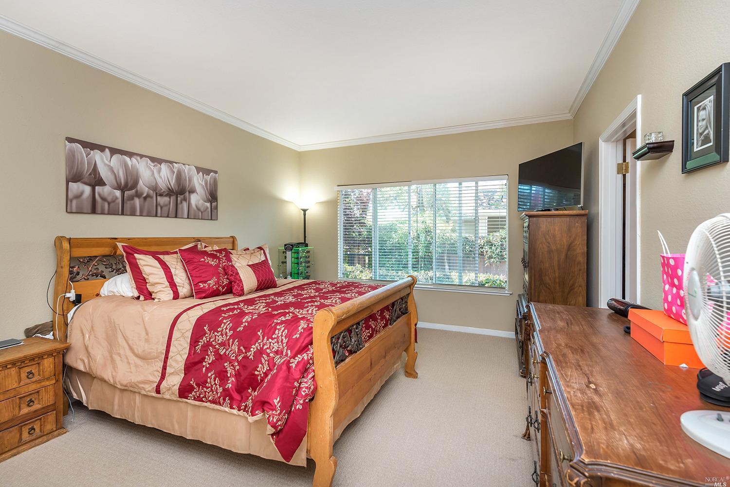 1069 Elsbree Ln, Windsor, CA 95492 photo 18