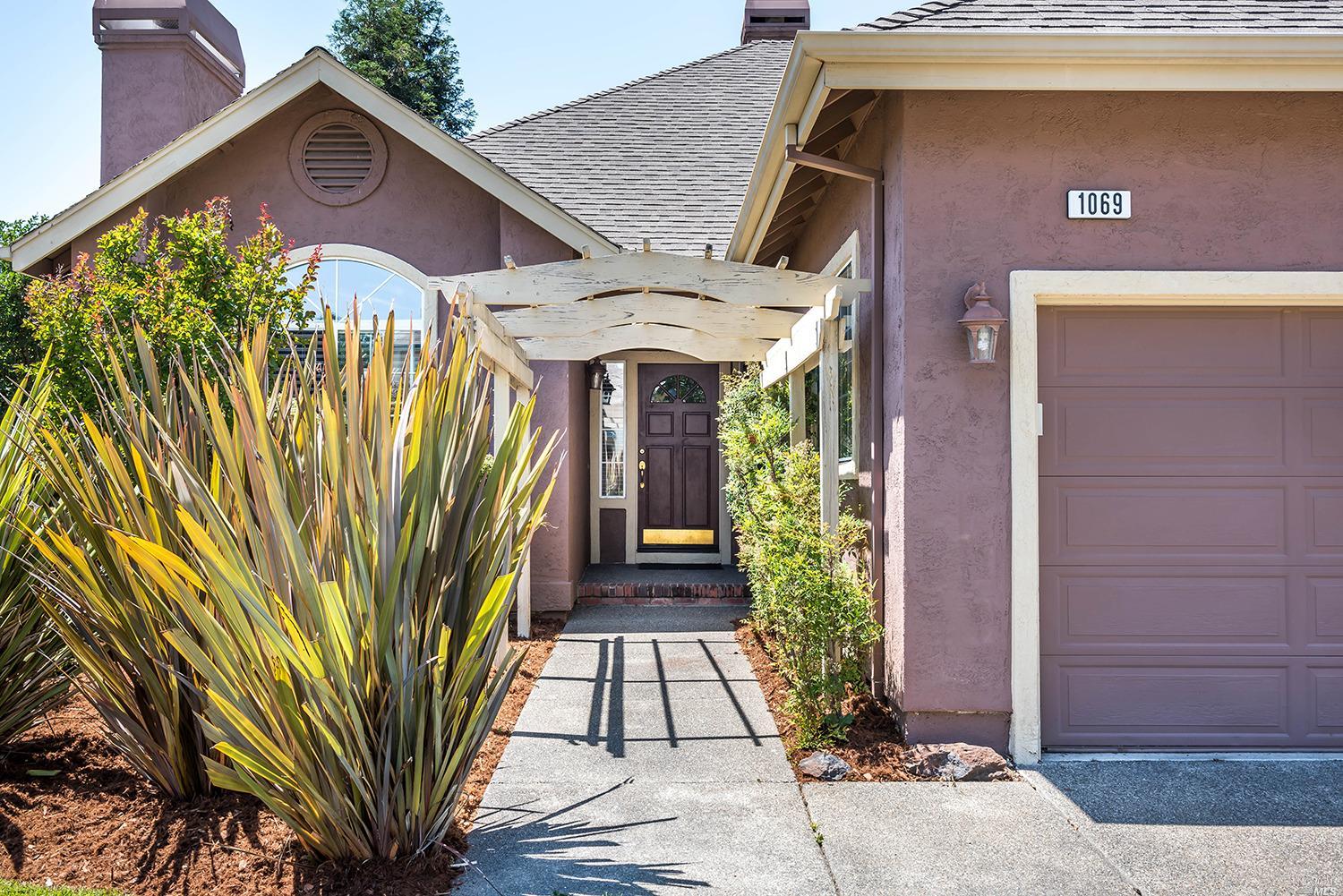 1069 Elsbree Ln, Windsor, CA 95492 photo 4