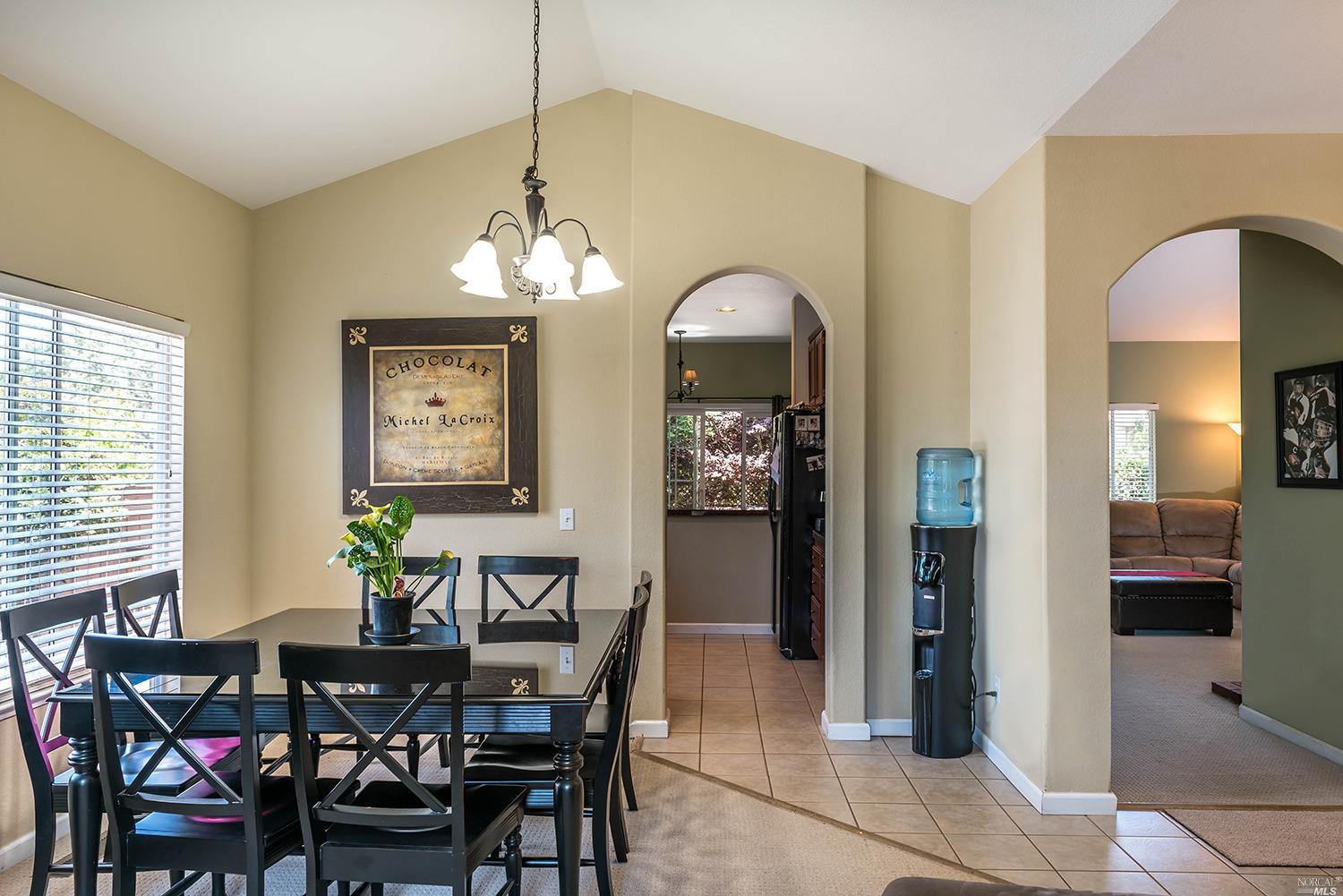 1069 Elsbree Ln, Windsor, CA 95492 photo 7