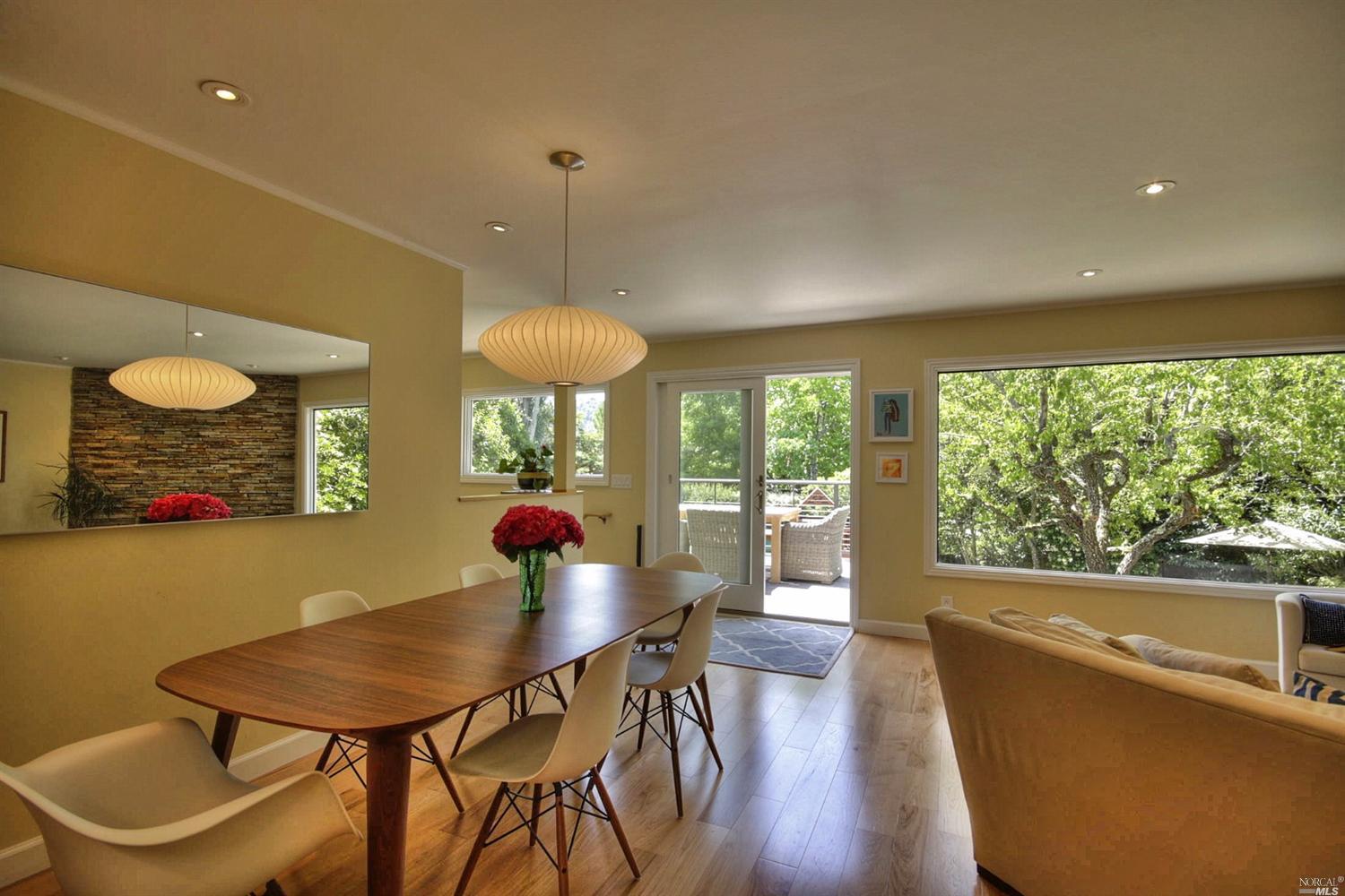 9 Hickory Ave, Corte Madera, CA 94925 photo 3