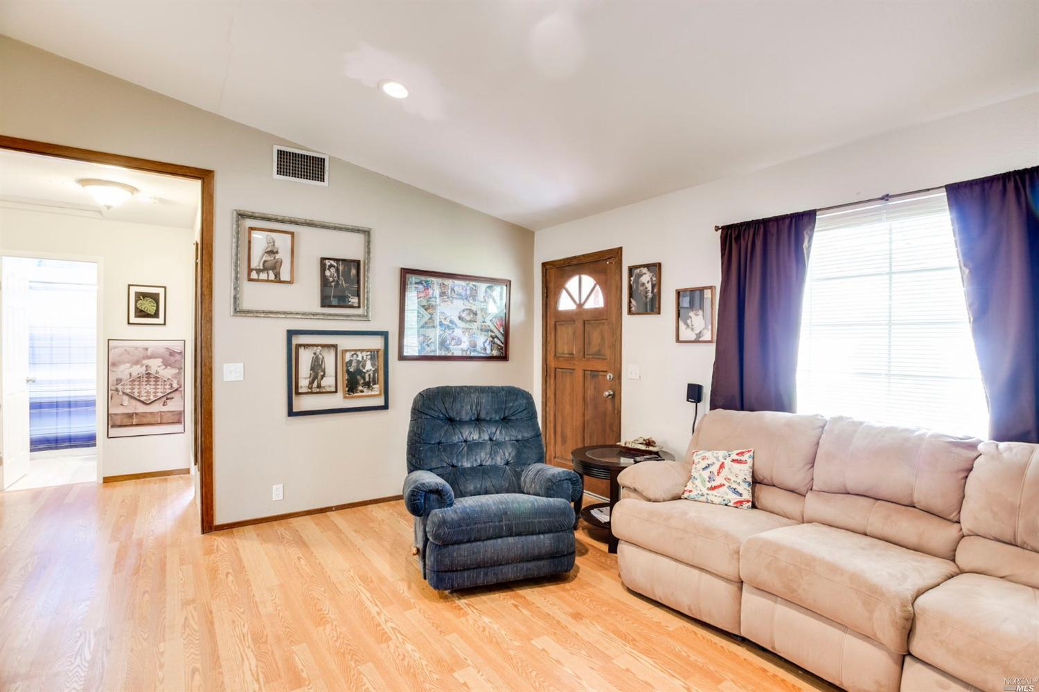 1225 Needham Dr, Vacaville, CA 95687 photo 5