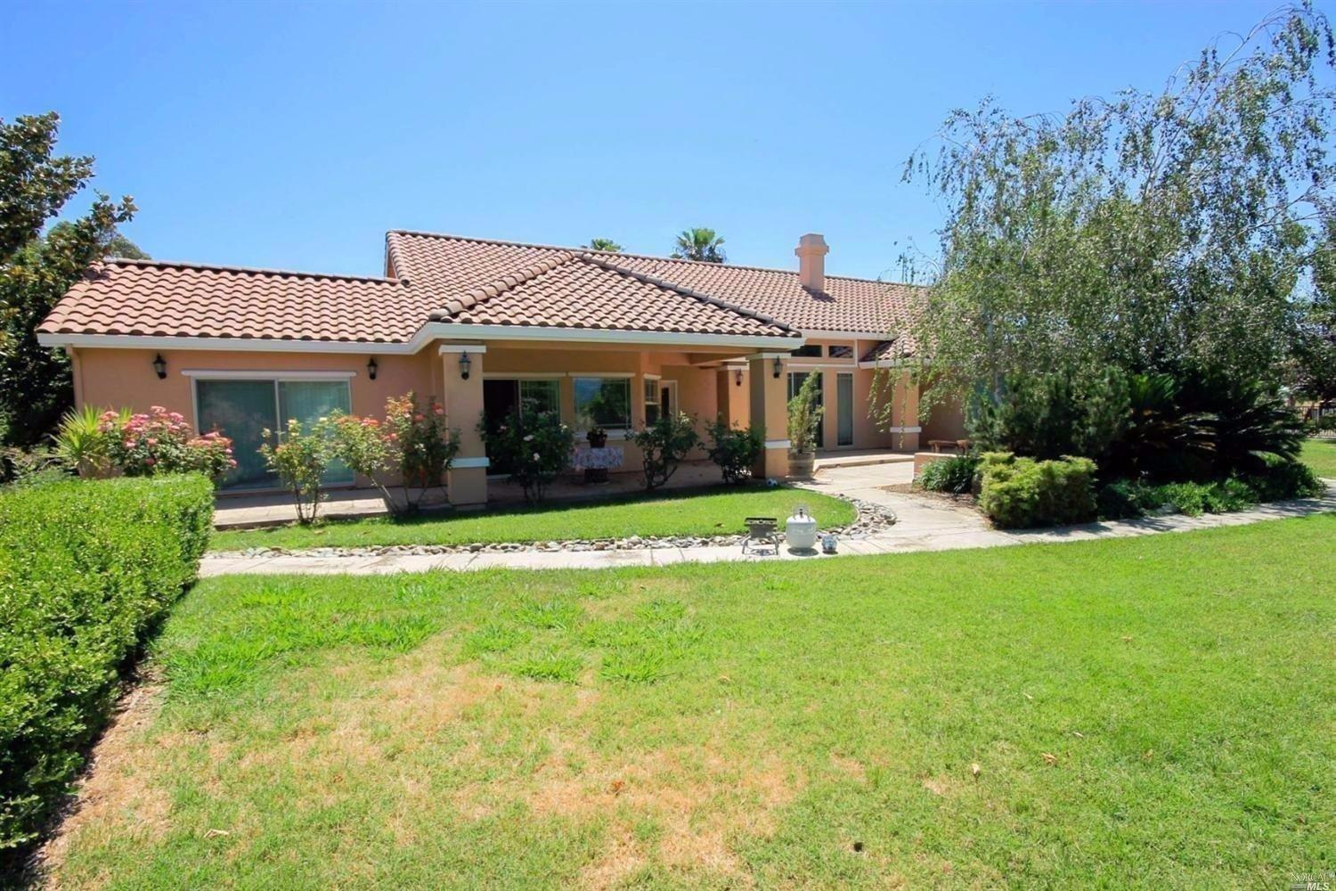 8283 Kobert Rd, Winters, CA 95694 photo 1