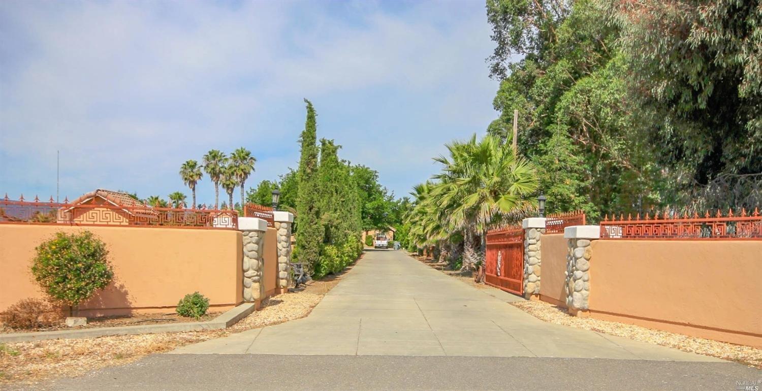 8283 Kobert Rd, Winters, CA 95694 photo 3