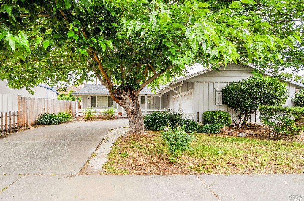 322 Bergwall Way, Vallejo, CA 94591 photo 2