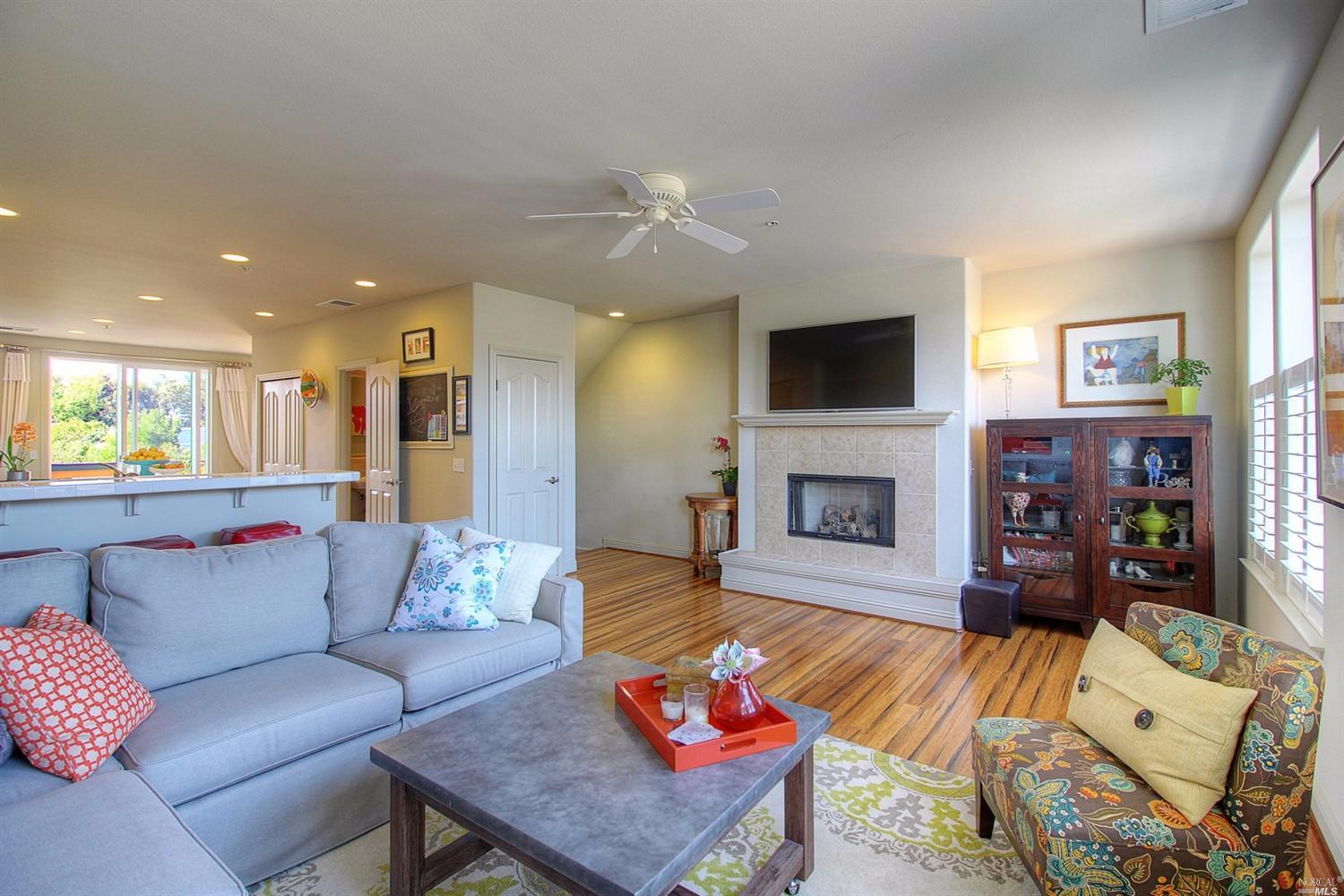55 Johnson St, Windsor, CA 95492 photo 1
