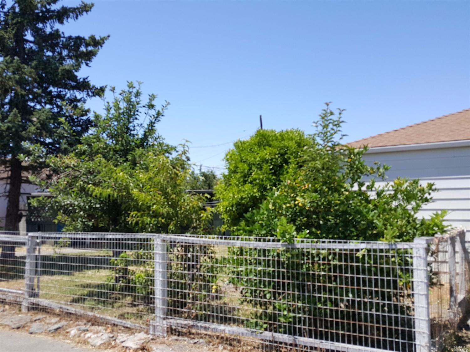 3033 Webb St, Vallejo, CA 94591 photo 2
