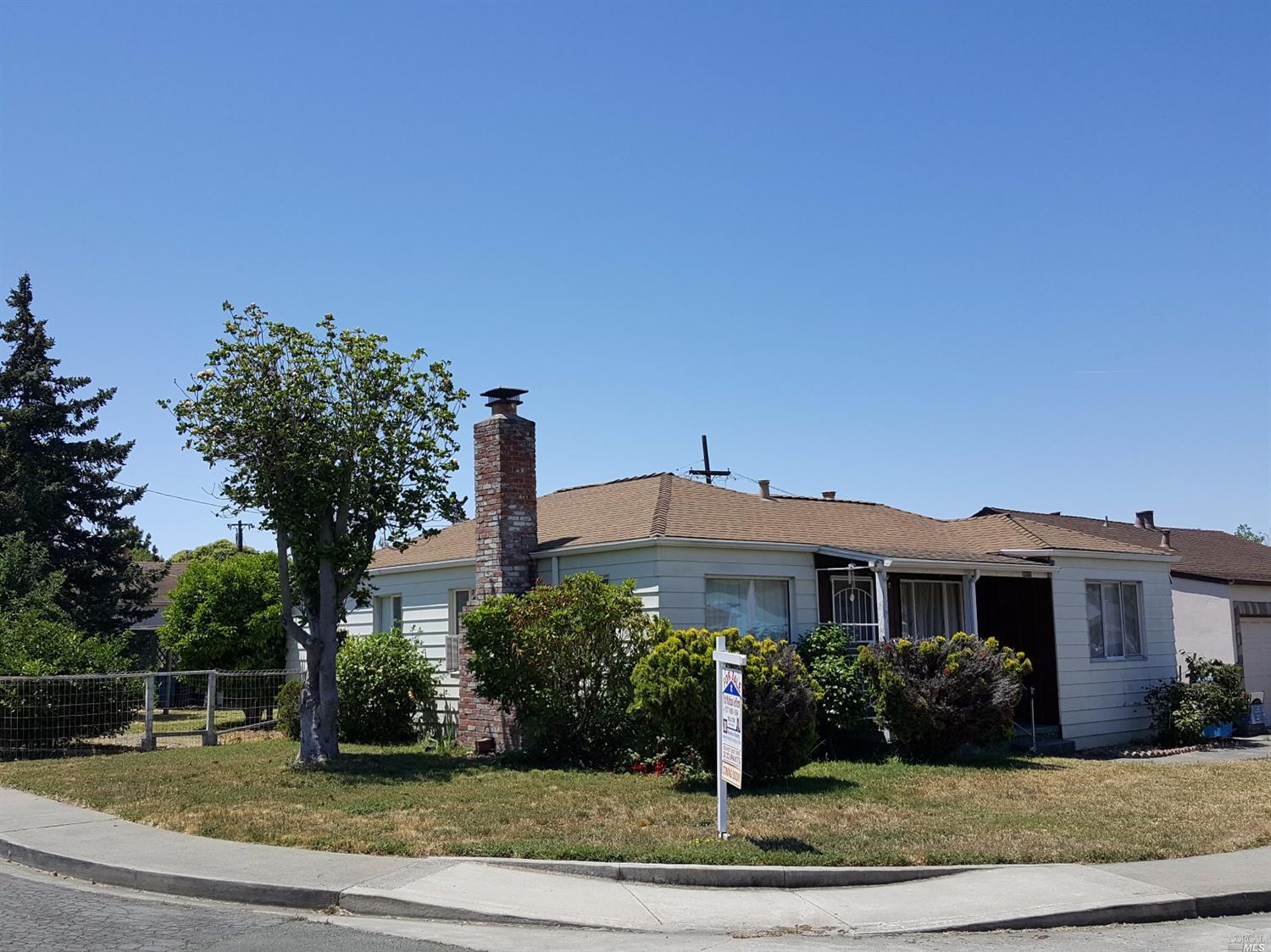 3033 Webb St, Vallejo, CA 94591 photo 1