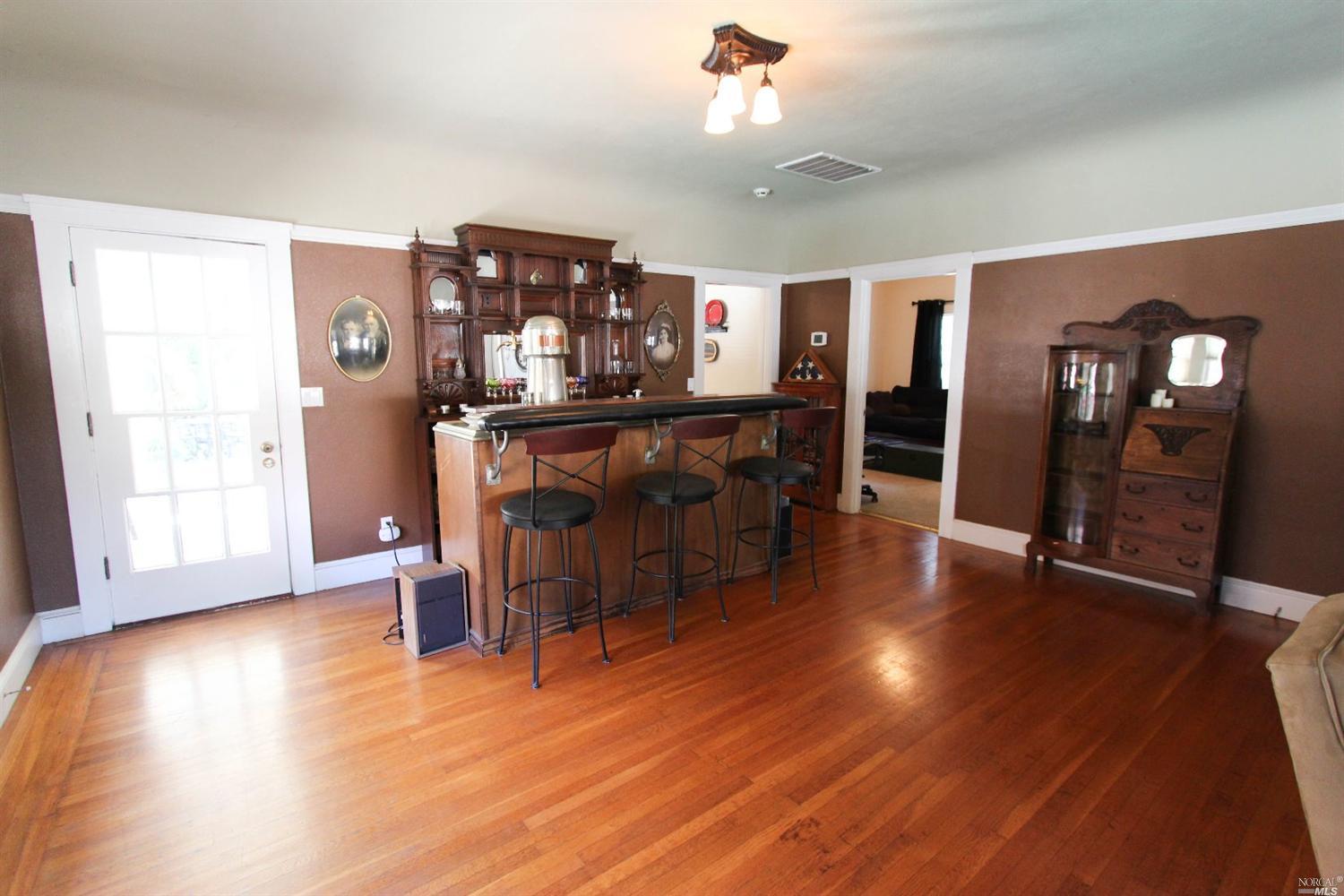 391 S 1st St, Dixon, CA 95620 photo 12