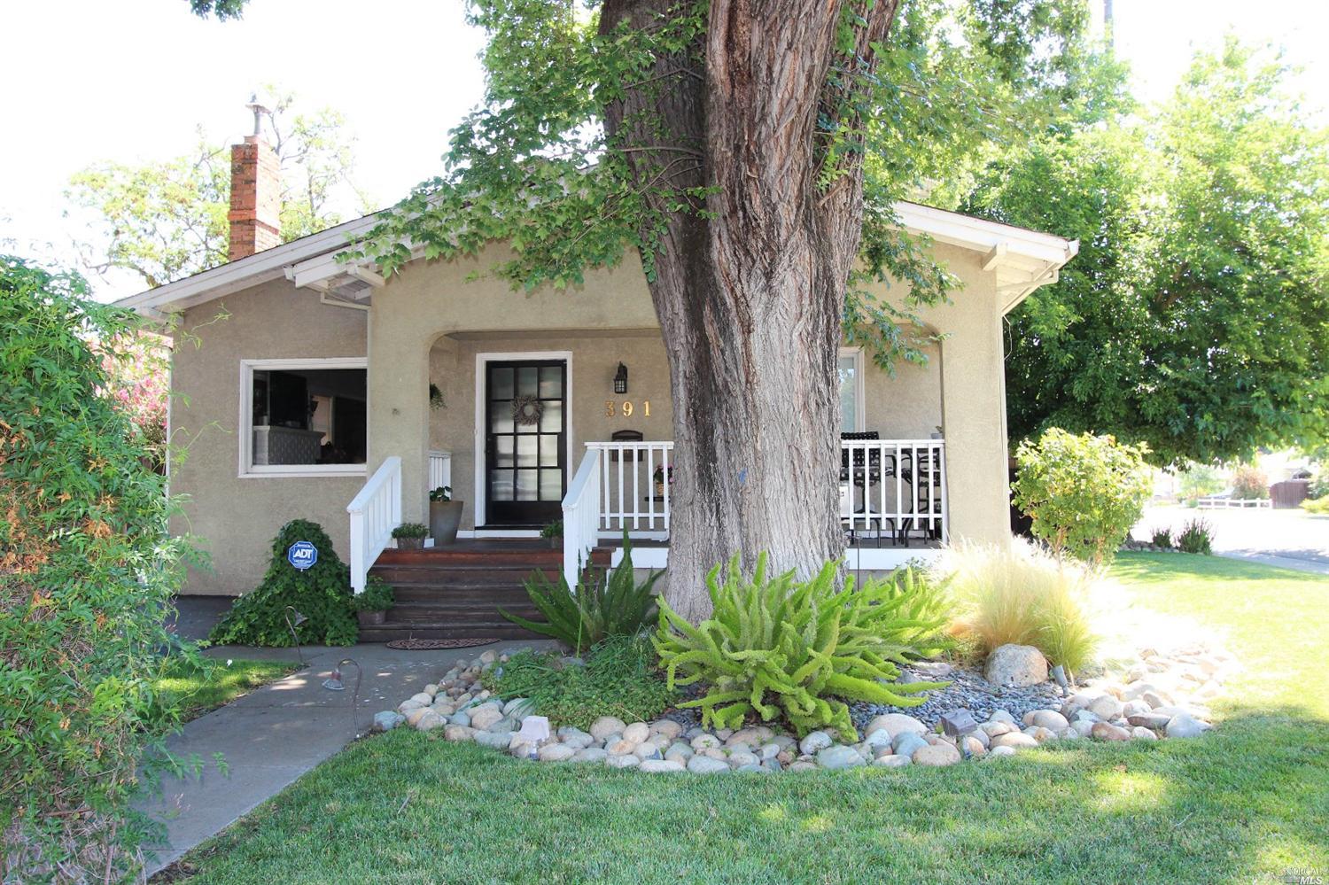 391 S 1st St, Dixon, CA 95620 photo 4