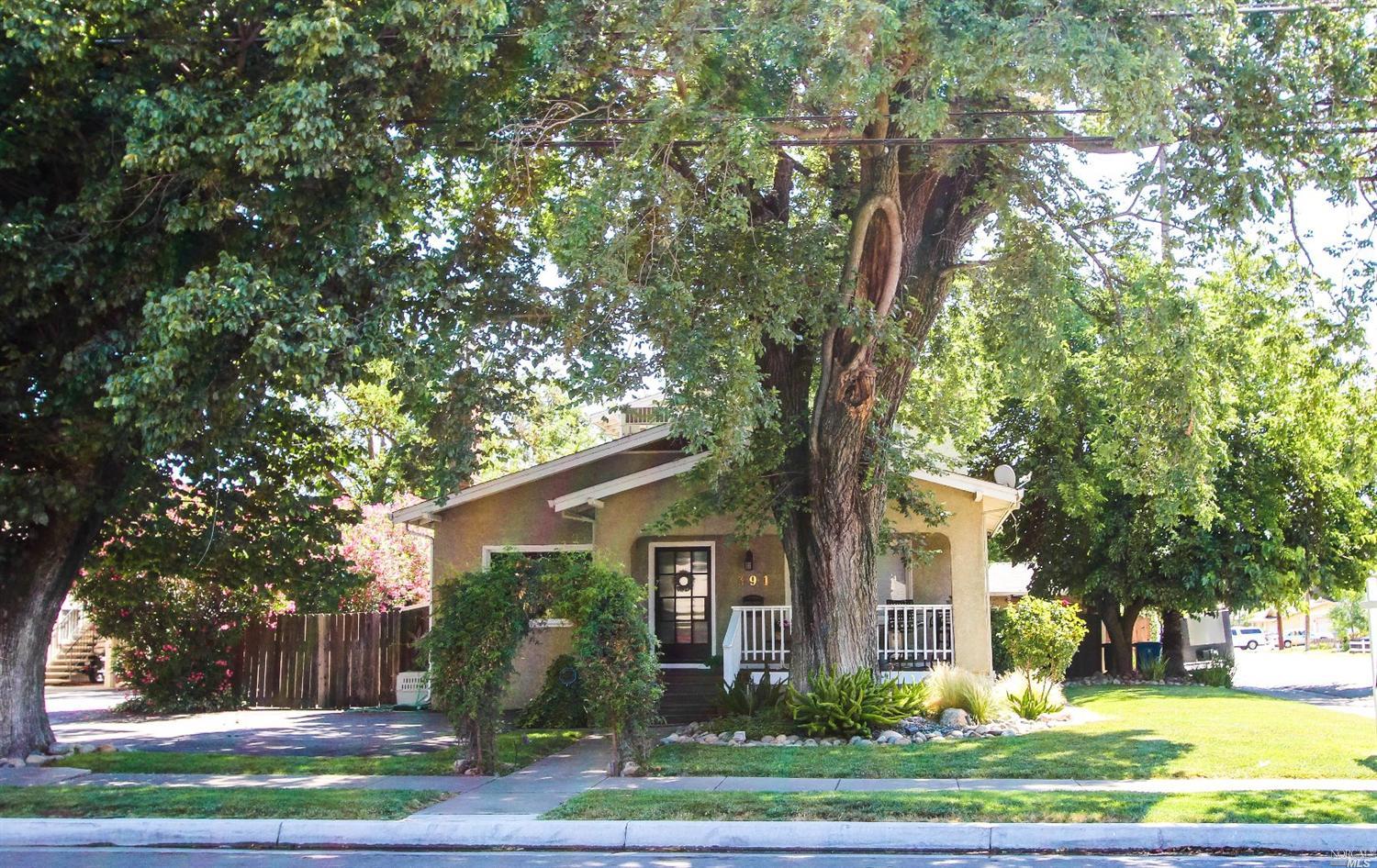 391 S 1st St, Dixon, CA 95620 photo 1