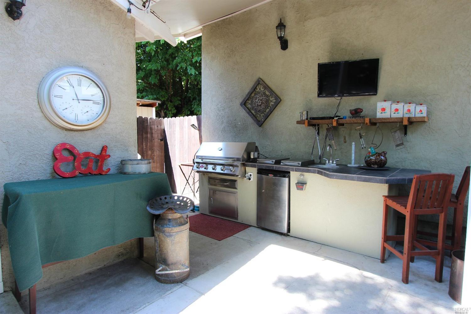391 S 1st St, Dixon, CA 95620 photo 38